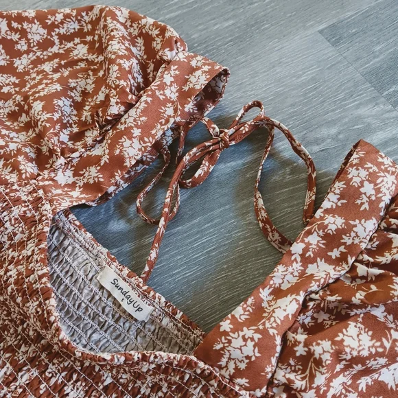 SundayUp Barnwood Toffee Brown Floral Puff Sleeve Crochet Lace Trim Midi Dress - Picture 5 of 6